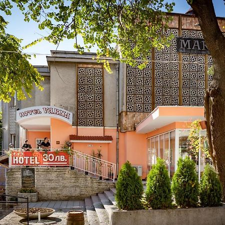 Family Hotel Varna Exterior photo