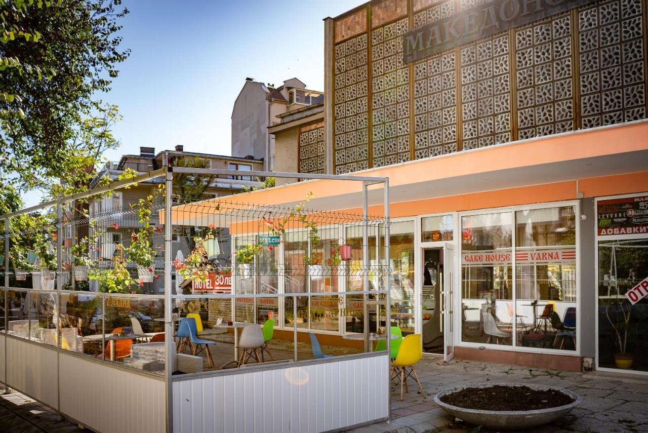 Family Hotel Varna Exterior photo